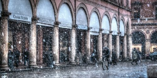 L'installazione di un riscaldamento a pavimento a Bologna consentirà di riscaldare la propria casa spendendo meno.